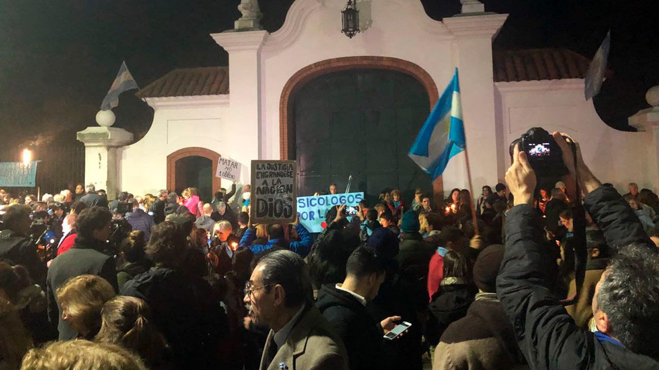 Marcha en Olivos contra el aborto