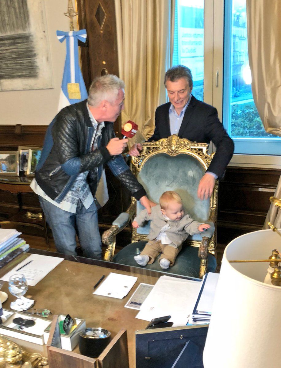 Marley-MauricioMacri-Mirko (2)