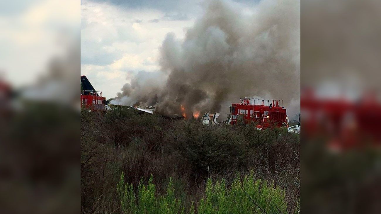 Se estrella un avión de Aeroméxico poco después del despegue del Aeropuerto Internacional Guadalupe Victoria