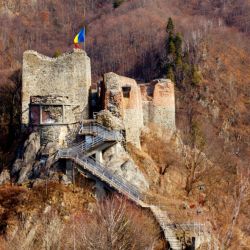 Las ruinas del castillo Poenari en Rumania