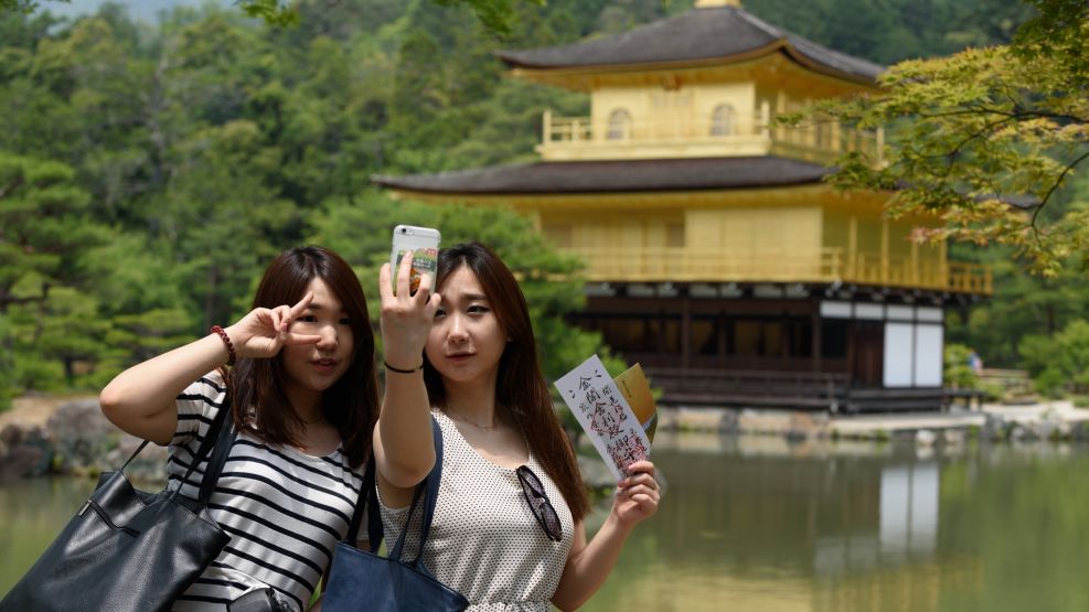 Tourists Are Swapping Their Japan Guide Books for Instagram