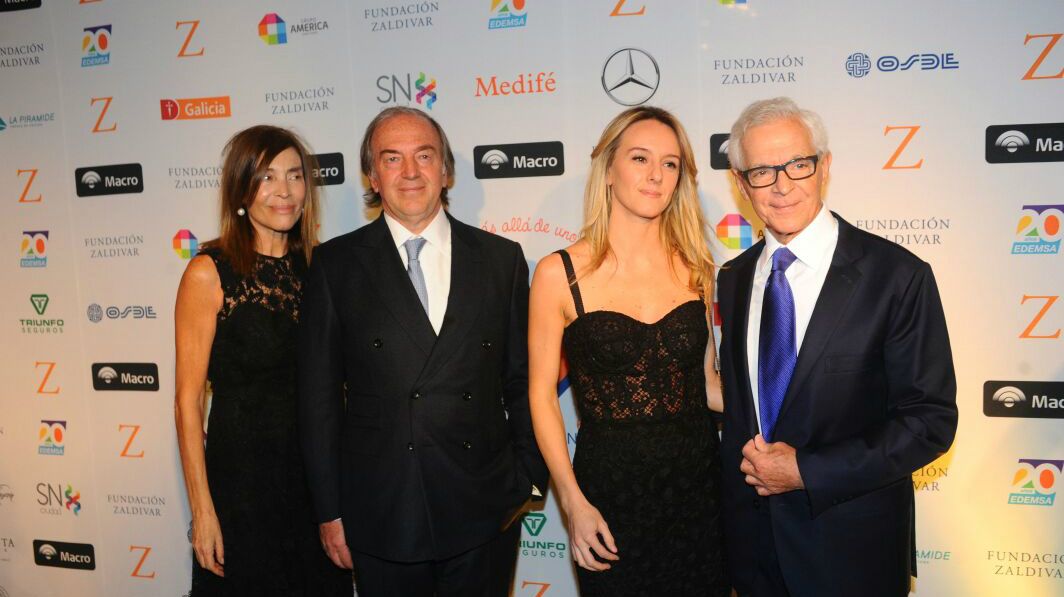 La Fundación Zaldivar celebró este jueves por la noche la séptima edición de su Cena de Gala en el Hotel Alvear de Buenos Aires. El evento solidario reunió a decenas de figuras del mundo de la política y el espectáculo. 