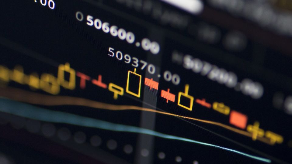 Bitcoin And Other Cryptocurrencies Online As Its Stocks Soar