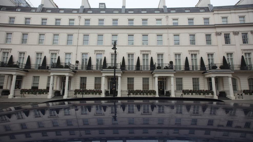 Luxury Properties As London House-Price Growth Lags Behind U.K.