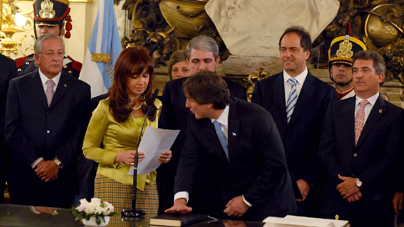 El 8 de julio de 2009 Amado Boudou fue nombrado ministro de Economía por la entonces presidenta Cristina Fernández de Kirchner.