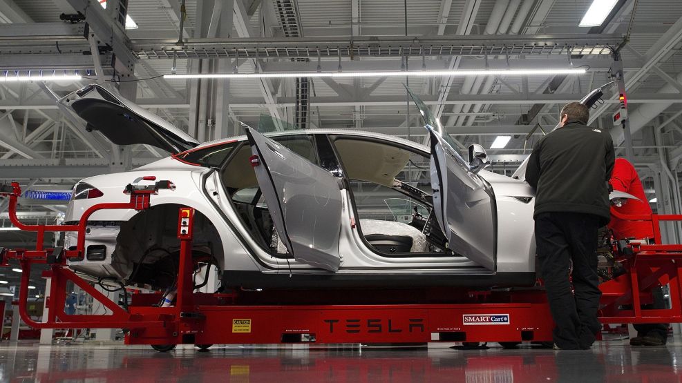 Tesla Plans to Fund New Chinese Car Factory With Local Debt