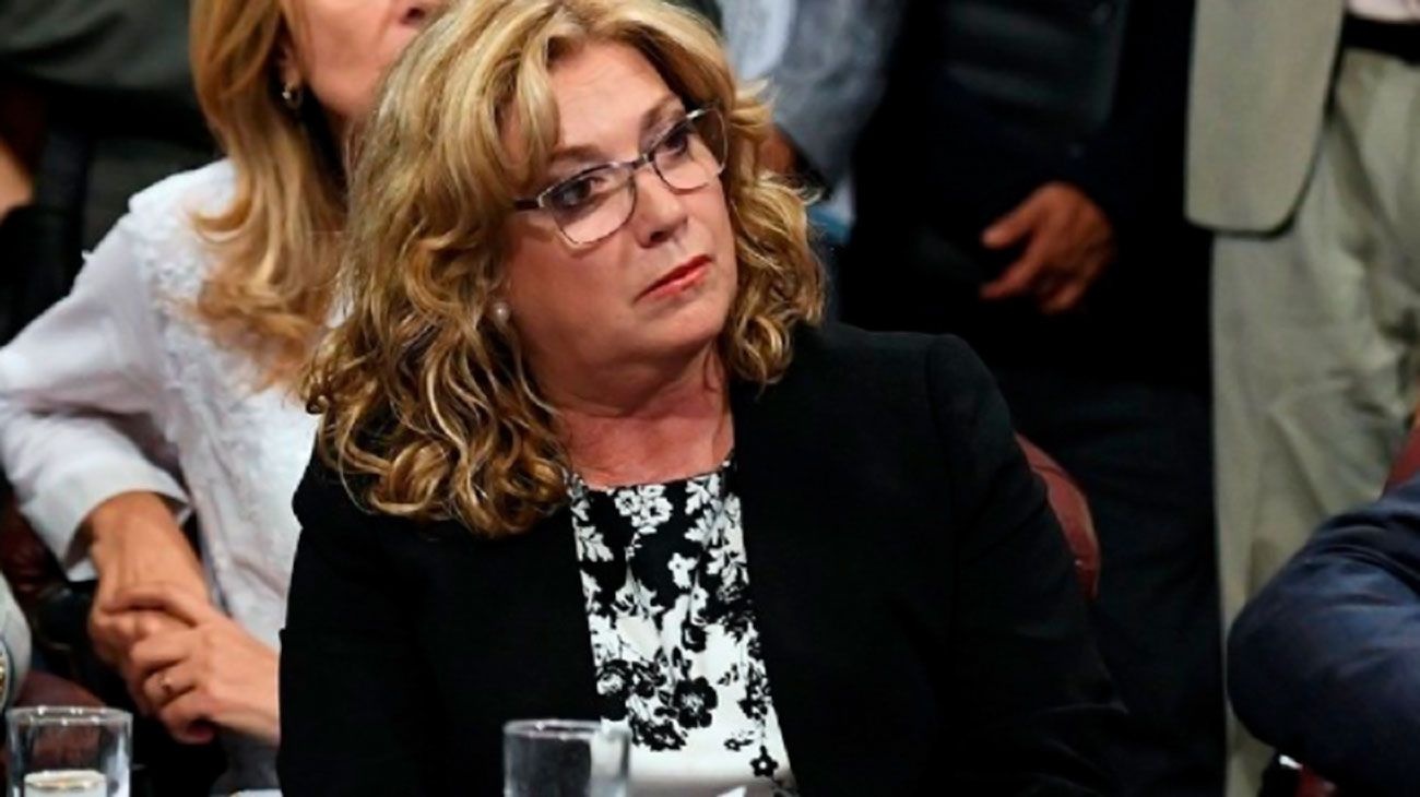 De Izquierda a derecha: Dalmacio Mera, Esteban Bullrich; Cristina del Carmen López Valverde y Rodolfo Urtubey