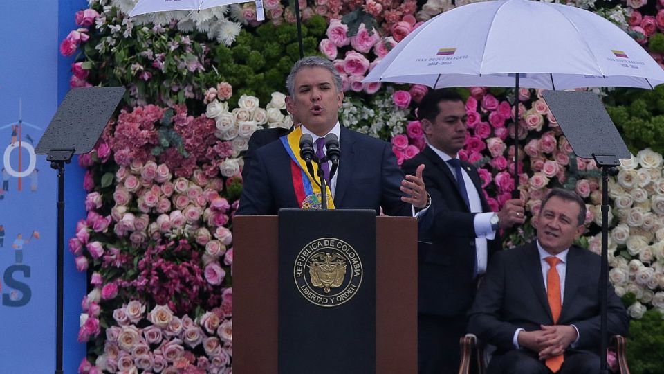 Iván Duque pronuncia un discurso en el marco de la ceremonia de su posesión en Bogotá, Colombia.
