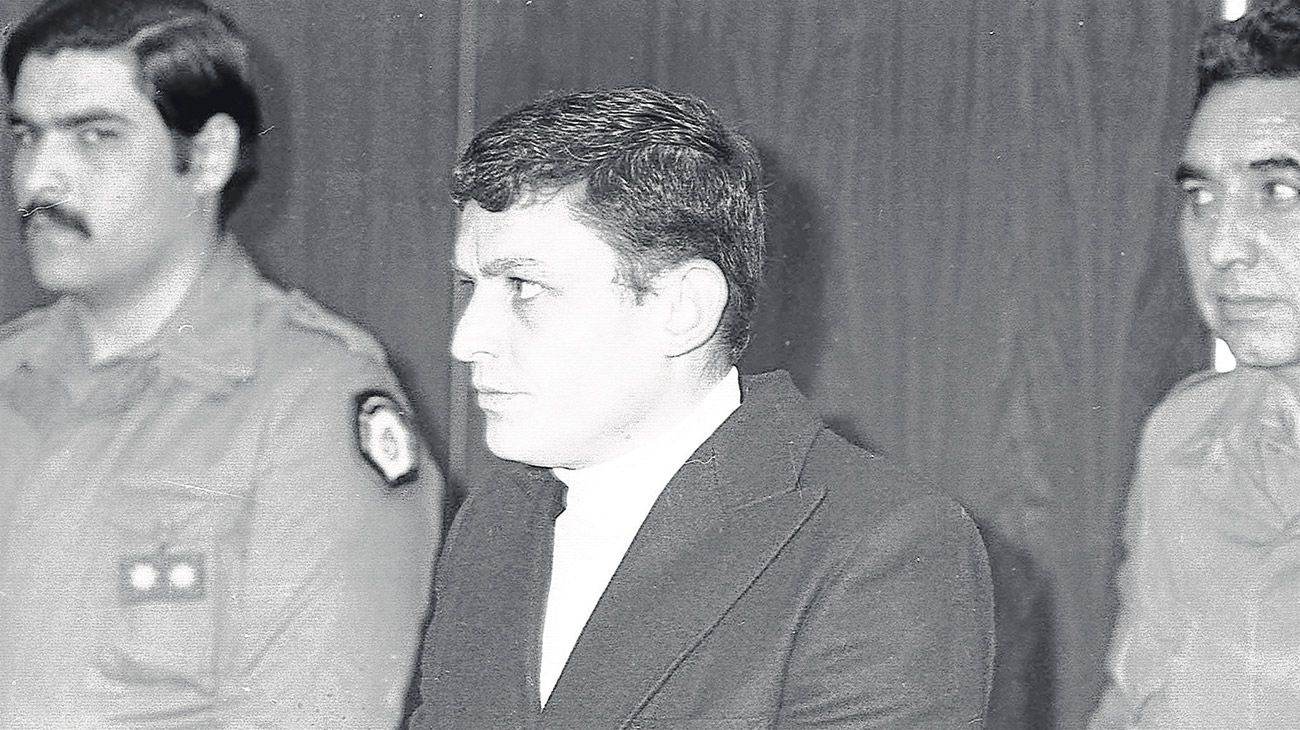 Carlos Robledo Puch fue juzgado y condenado en 1980 a reclusión perpetua por tiempo indeterminado.