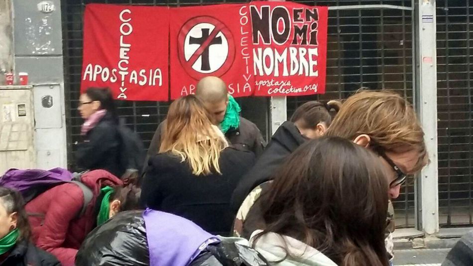 Apostasia-Colectiva-08102018