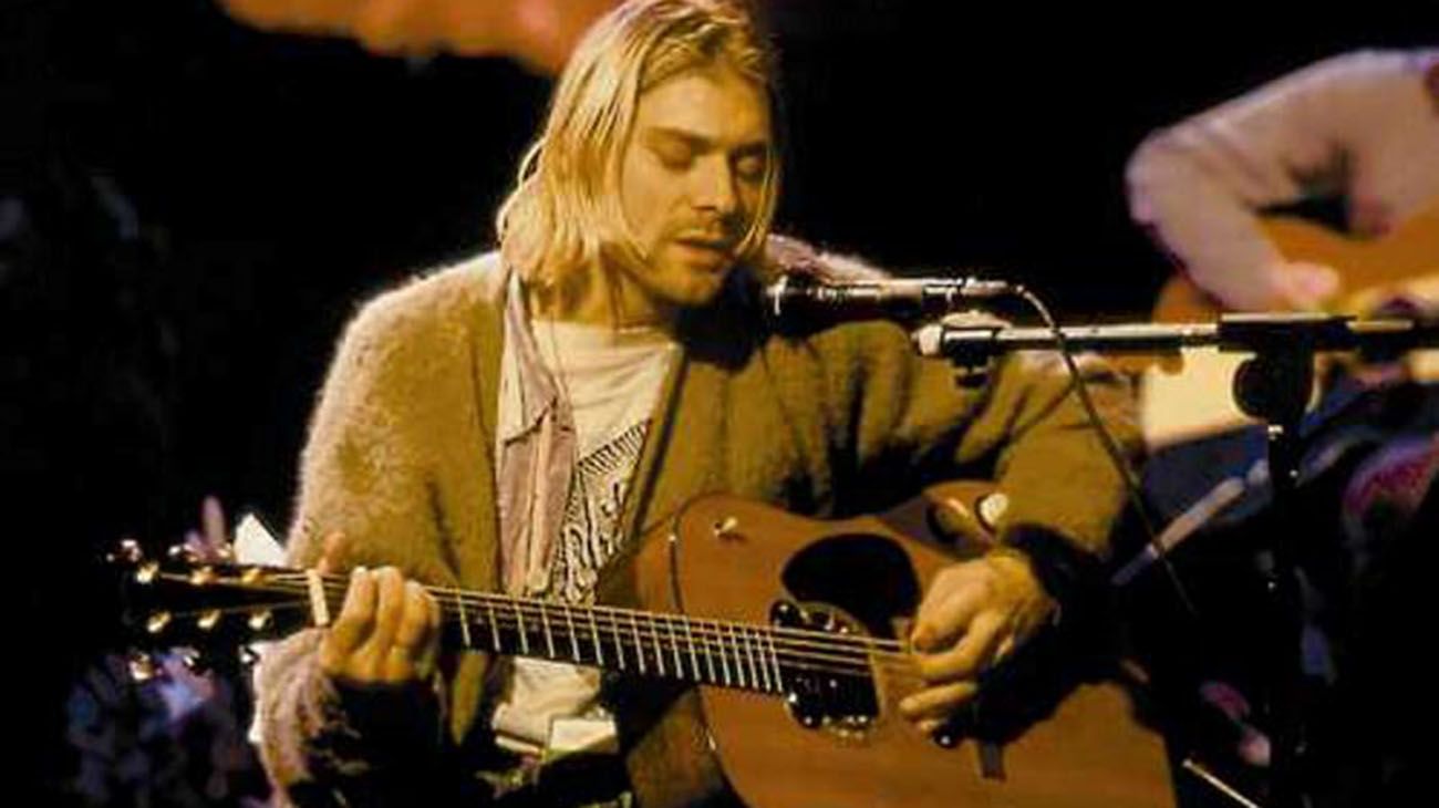 El músico Kurt Cobain, guitarrista y principal compositor de la banda Nirvana. 