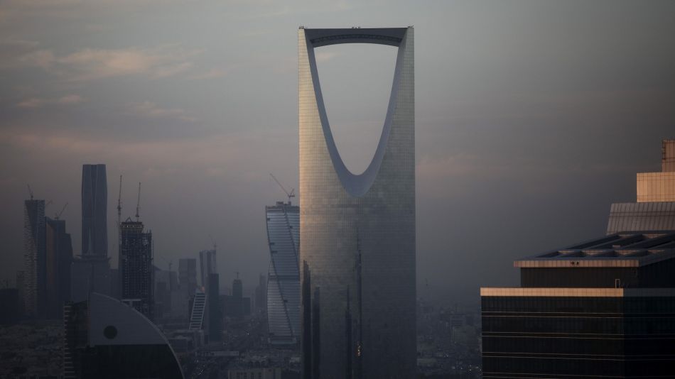 Saudi Arabia Daily Life As Consumer Spending Weakens