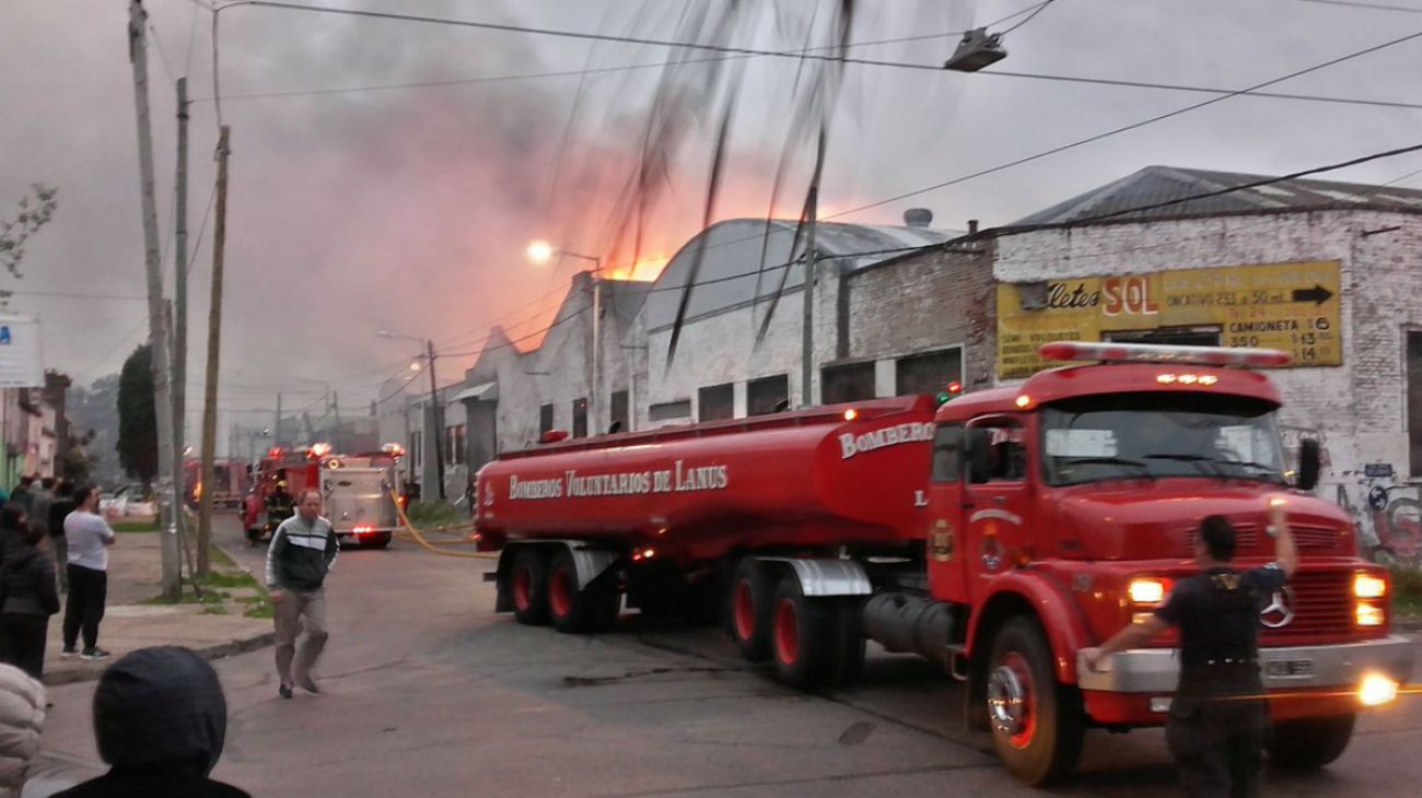 El incendio duró quince horas.