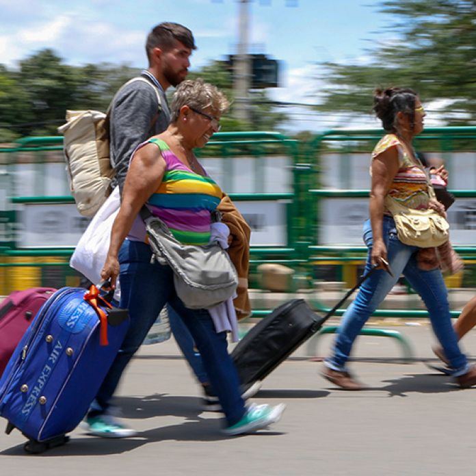 Buenos Aires Times Argentina Loosens Immigration Requirements For Venezuelans