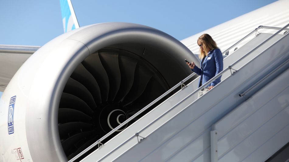 United Tests Lie-Flat Seats on 737 Max for Longest U.S. Routes
