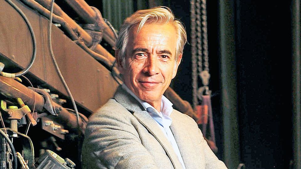 Hoy. Se presenta en el Maipo con La vida a palos, donde compone tres papeles diferentes. Termina la visita el 9 de septiembre.