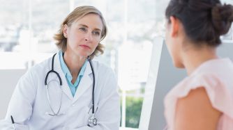 Las estadísticas favorecen a las médicas mujeres.