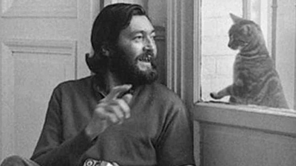 Descubrieron Un Libro De Julio Cortazar En La Pelicula Las Alas Del Deseo Perfil