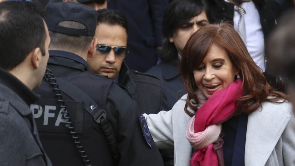 Cristina Fernández de Kirchner denunció a Bonadio por los allanamientos