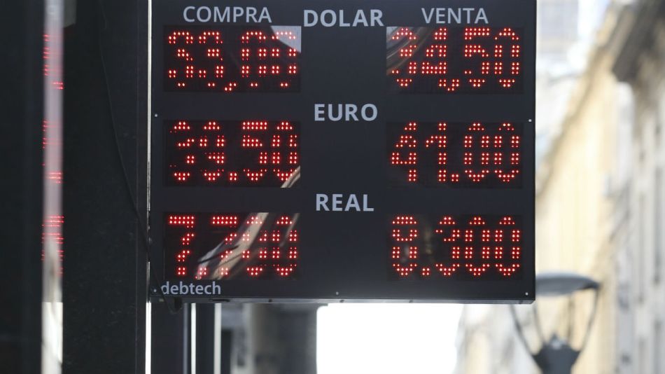 dolar 29082018
