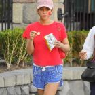 0912_Shakira_Disney_g3
