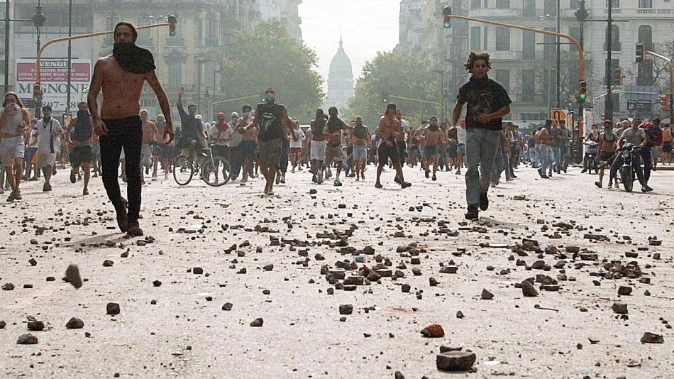 0901_2001_protesta_cedoc_g.jpg