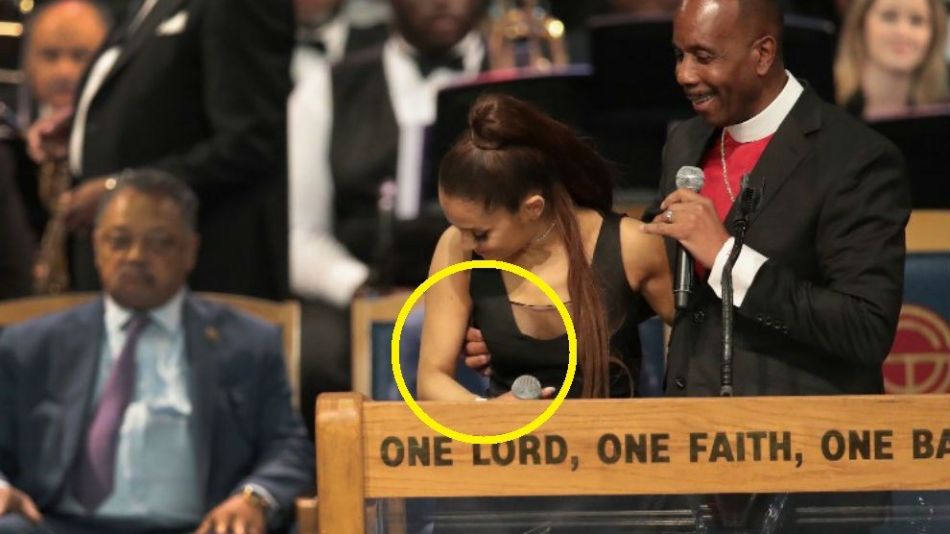 Habló el pastor que tocó a Ariana Grande en el funeral de Aretha Franklin:  