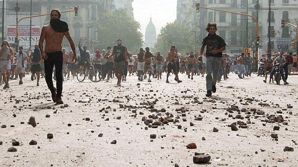 0901_2001_protesta_cedoc_g.jpg
