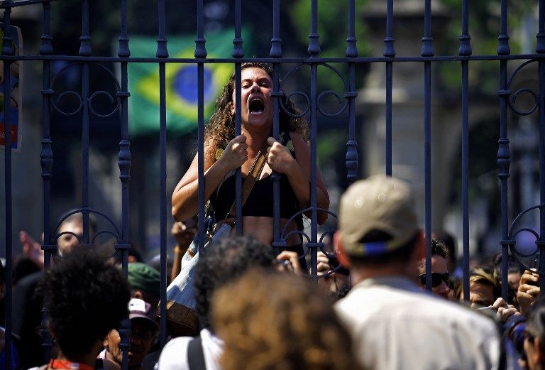 Si bien todavía no hubo una comunicación oficial al respecto, se estima que el incendio de enormes proporciones desatado este domingo en el Museo Nacional de Río destruyó todo lo que poseía la institución, constituido por aproximadamente 20 millones de piezas.