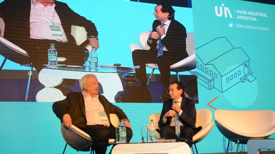conferencia de UIA en Parque Norte 09042018