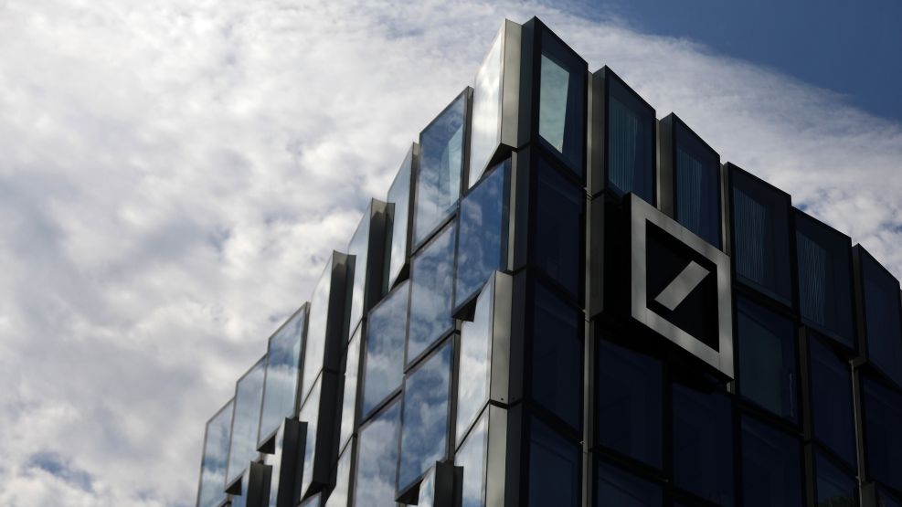 Deutsche Bank Is Said to Woo New York Hedge Funds After Cuts