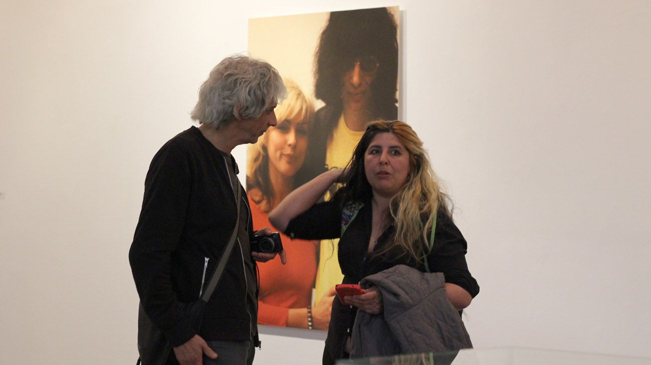 Muestra fotográica de Roberta Bayley "RAMONES & CBGB, Del Caos a la Cultura"