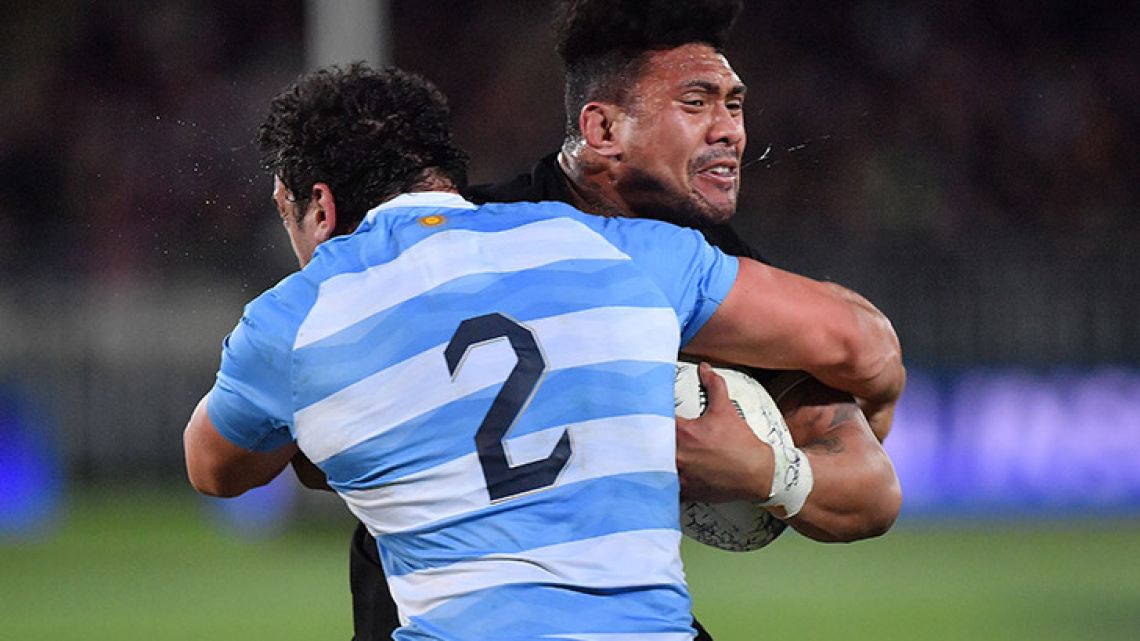 New Zealand's Ardie Savea (R is tackled by Argentina's captain Agustín Creevy during the Rugby match between New Zealand and Argentina at Trafalgar Park in Nelson, New Zealand on September 8, 2018.