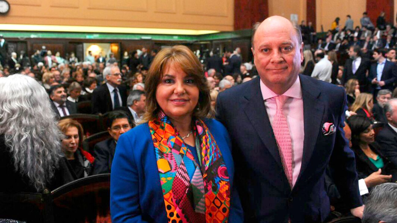 Los empresarios Pyme reconocidos con diploma al mérito: Claudia Álvarez Arguelles y Martín Cabrales.