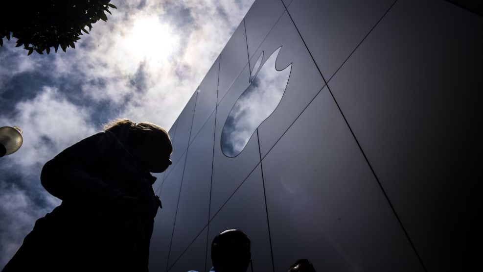 Apple Pushes Into the Film Industry With Two Movie Deals