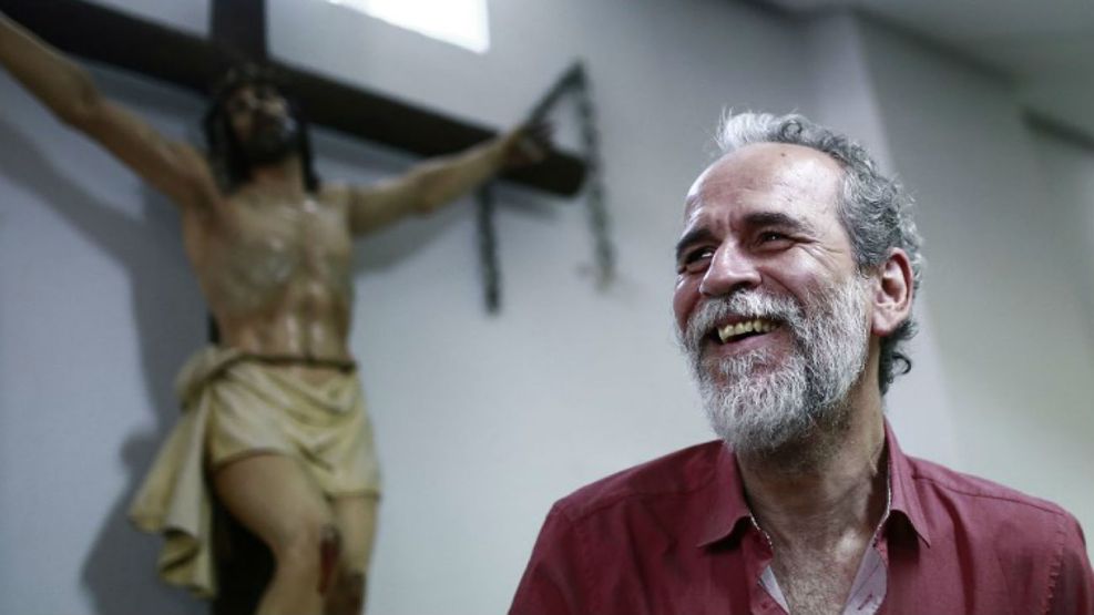 Willy Toledo, el actor español detenido para que responda por sus insultos religiosos.