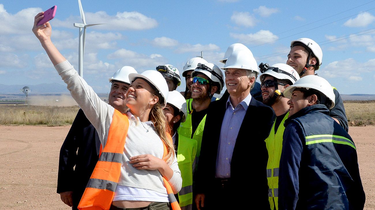 El presidente Mauricio Macri recorrió esta mañana las instalaciones del Parque Eólico Achiras, en la provincia de Córdoba.