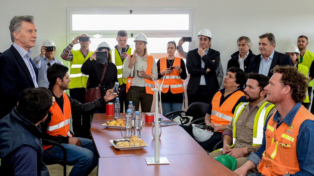 El presidente en las instalaciones del Parque Eólico Achiras, en Córdoba.