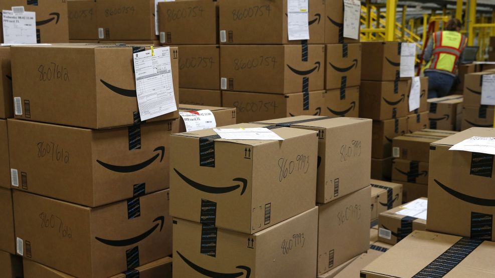Inside An Amazon.com Fulfillment Center As Company Holds Giant Job Fairs 