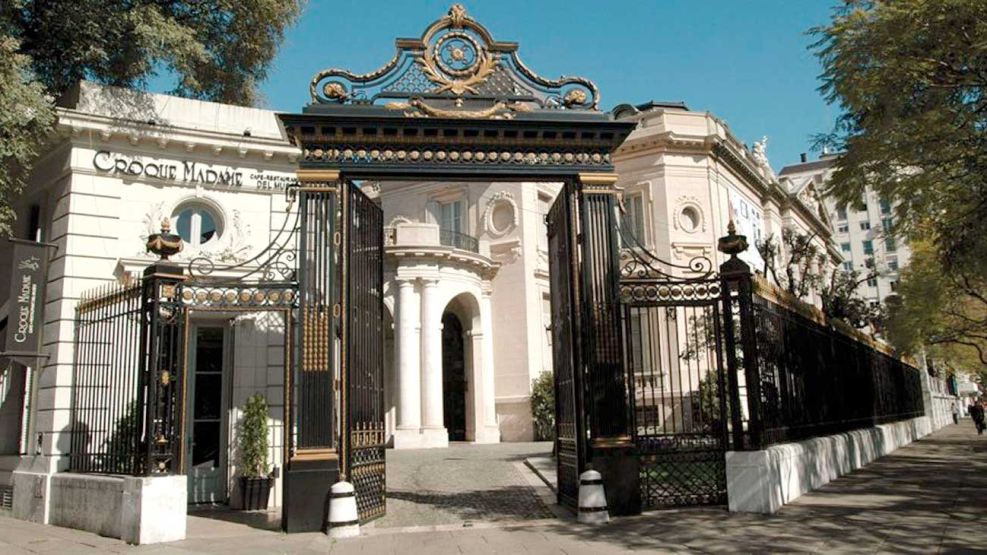 Palacio Errazuriz Alvear