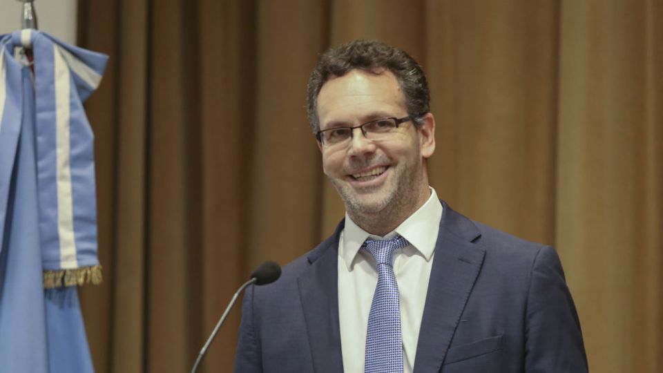 El nuevo presidente del Banco Central Guido Sandleris explicó la nueva política monetaria de la entidad.