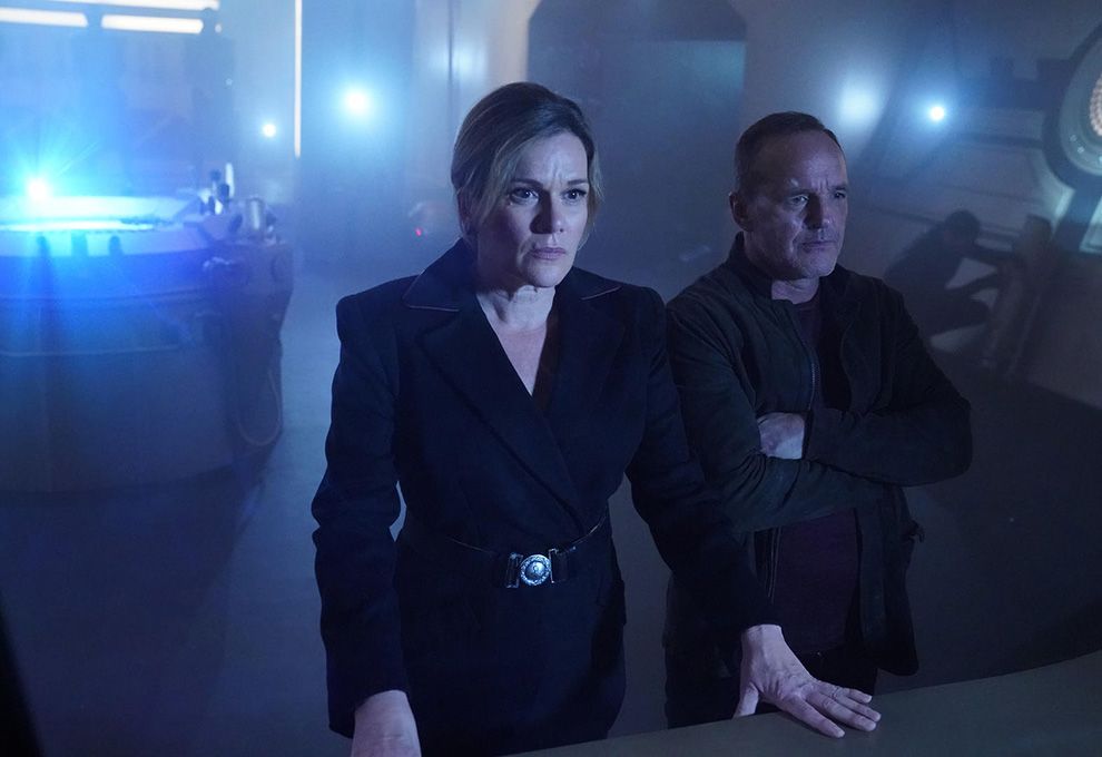 CATHERINE DENT, CLARK GREGG