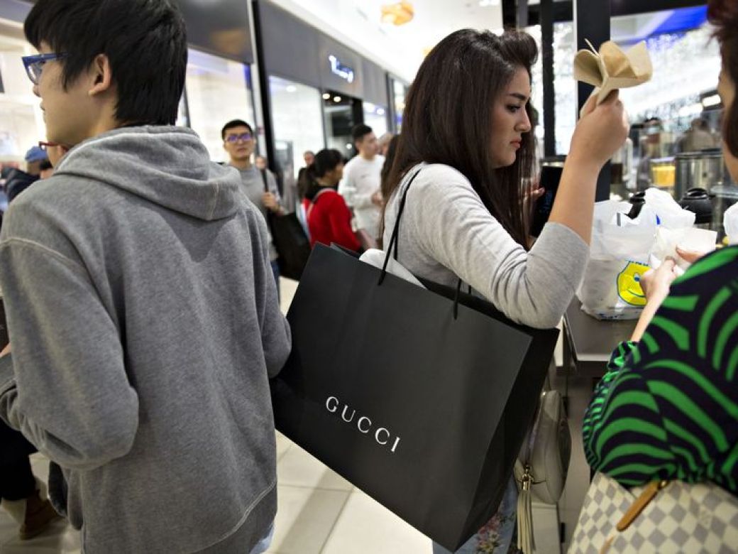 gucci compra