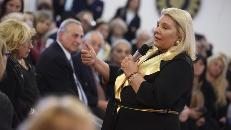 Elisa-carrio-02102018