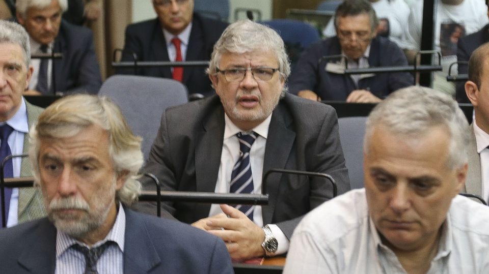 Juan Pablo Schiavi, a un paso de la detención.