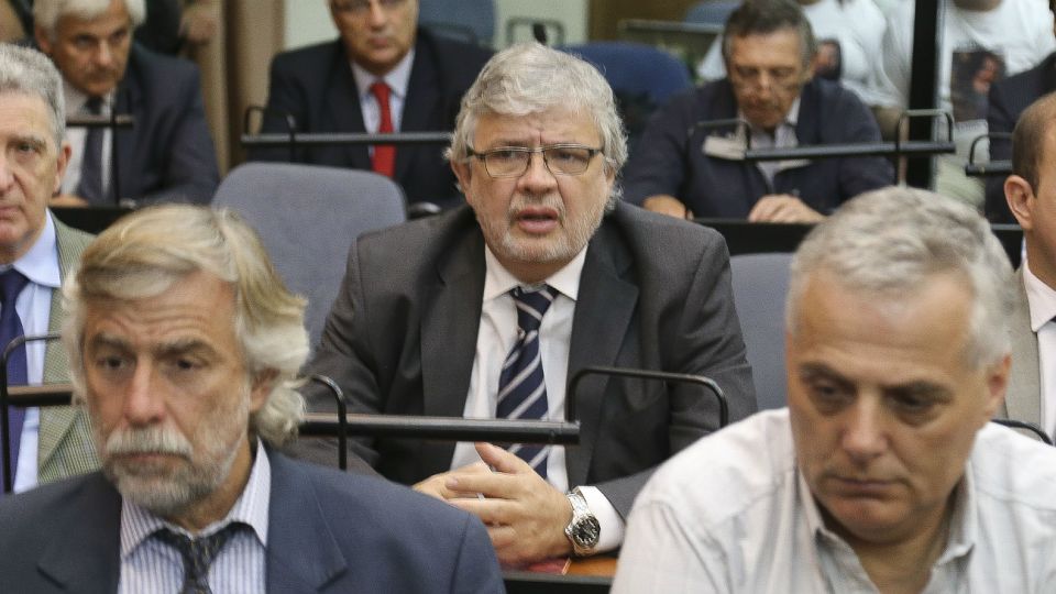 Juan Pablo Schiavi, a un paso de la detención.
