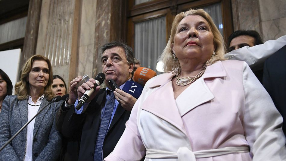 Elisa Carrió junto a Mario Negri, uno de sus aliados en Cambiemos