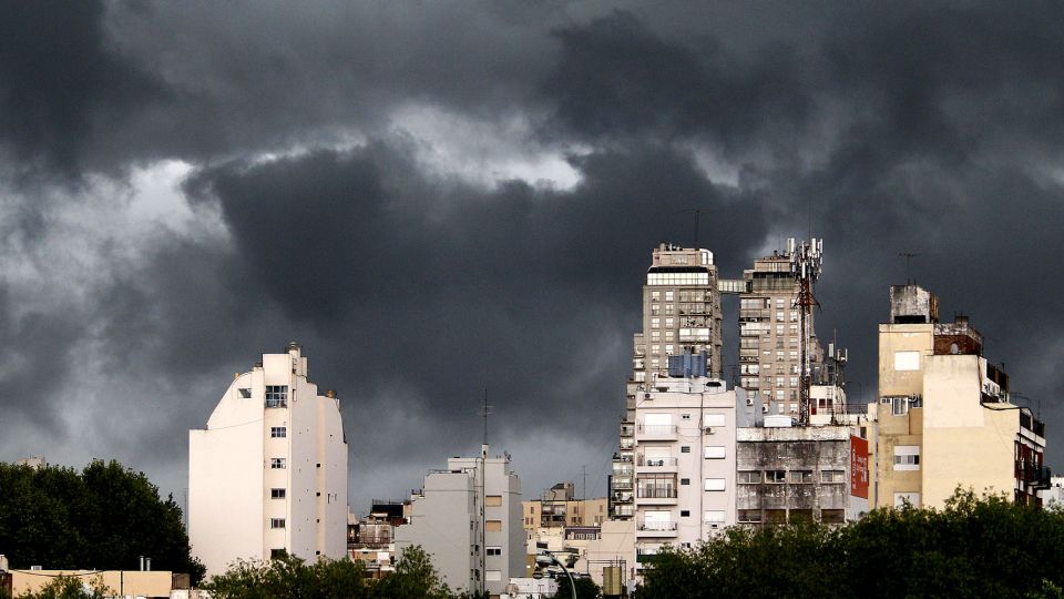 Se esperan fuertes tormentas en la ciudad de Buenos Aires y granizo en el sur de la provincia de Buenos Aires.