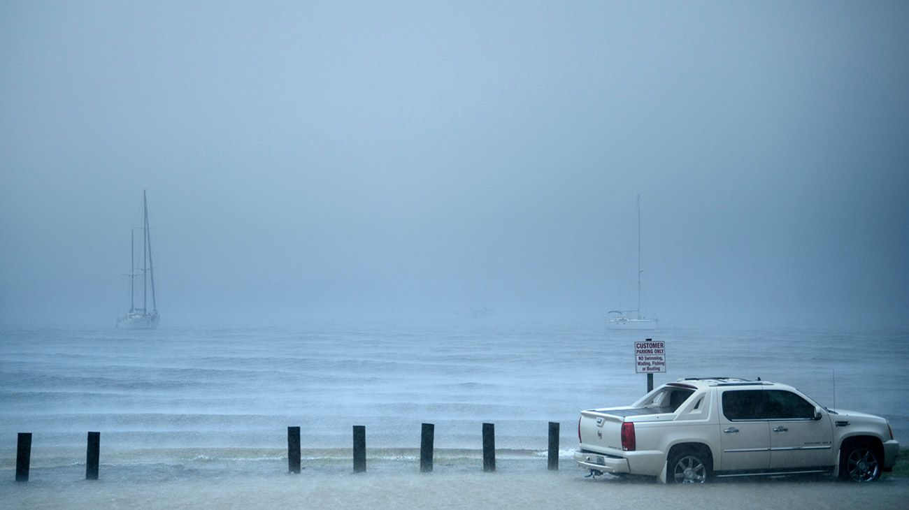 El huracán Michael, con vientos de 220 kilómetros por hora, es considerado extremadamente peligroso.