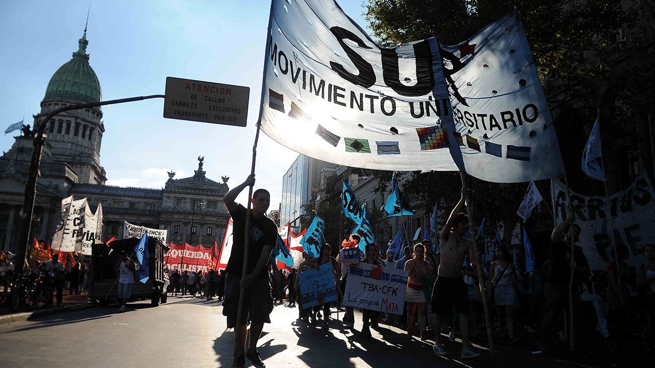Luego de la tragedia, familiares y amigos de las víctimas organizaron actos y marchas en reclamo de justicia.